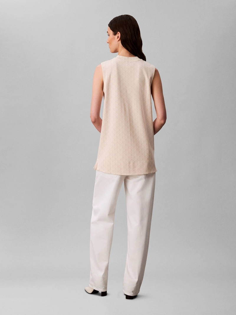 BLUSA CON LOGO EN JACQUARD - 2