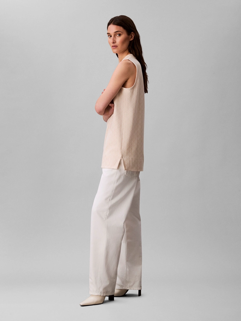 BLUSA CON LOGO EN JACQUARD - 3