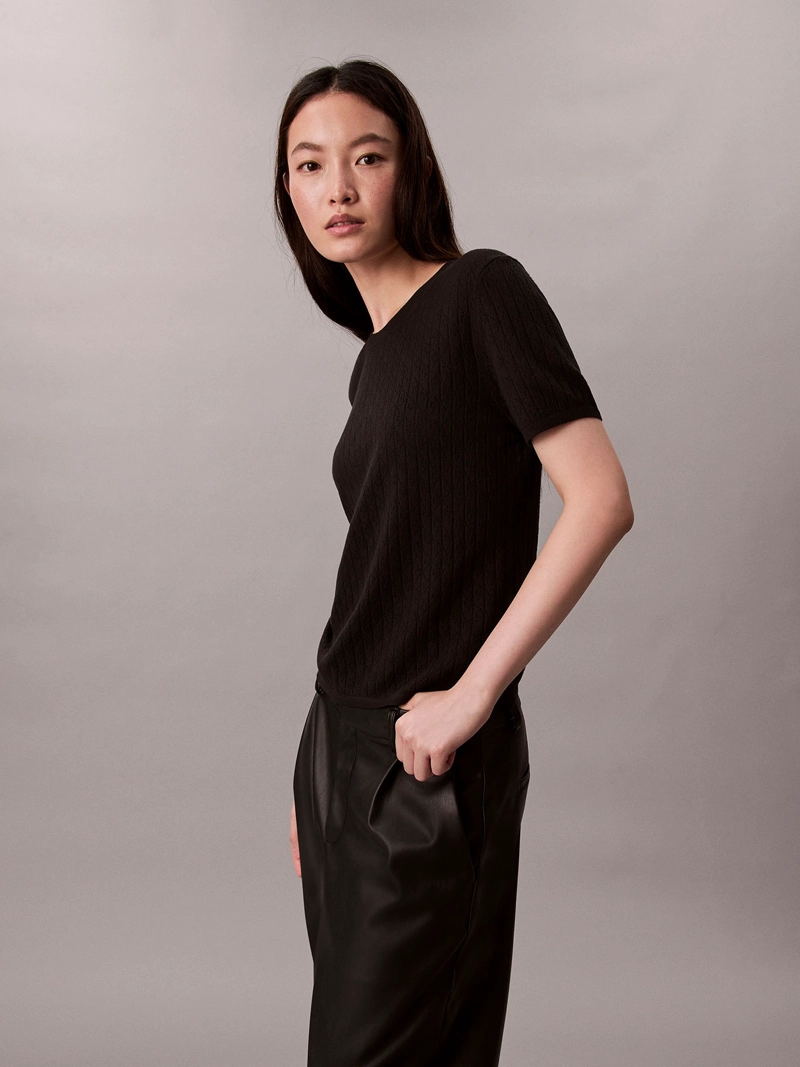 BLUSA EN TEJIDO CALADO - 4