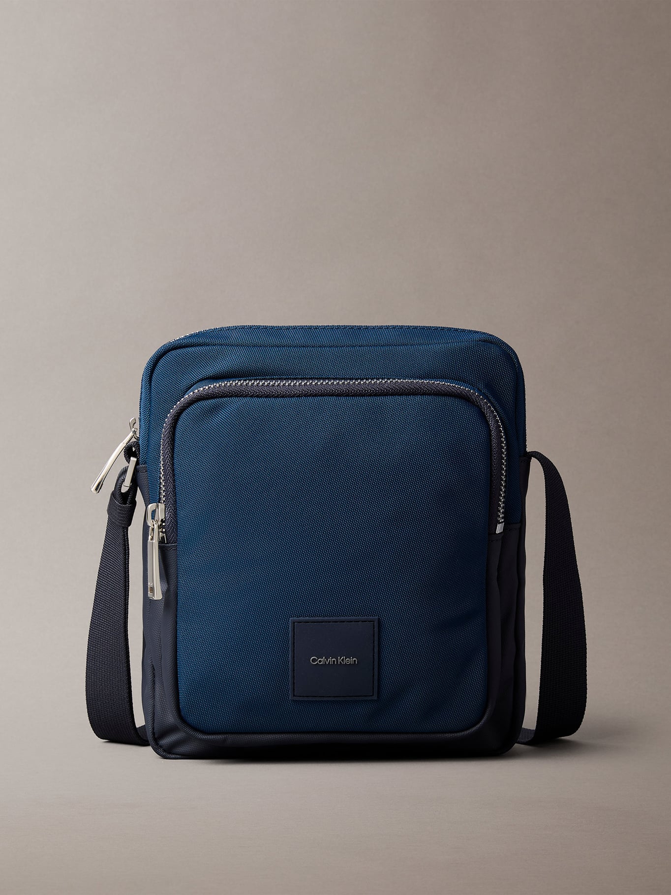 BOLSO BANDOLERA UTILITY - 1