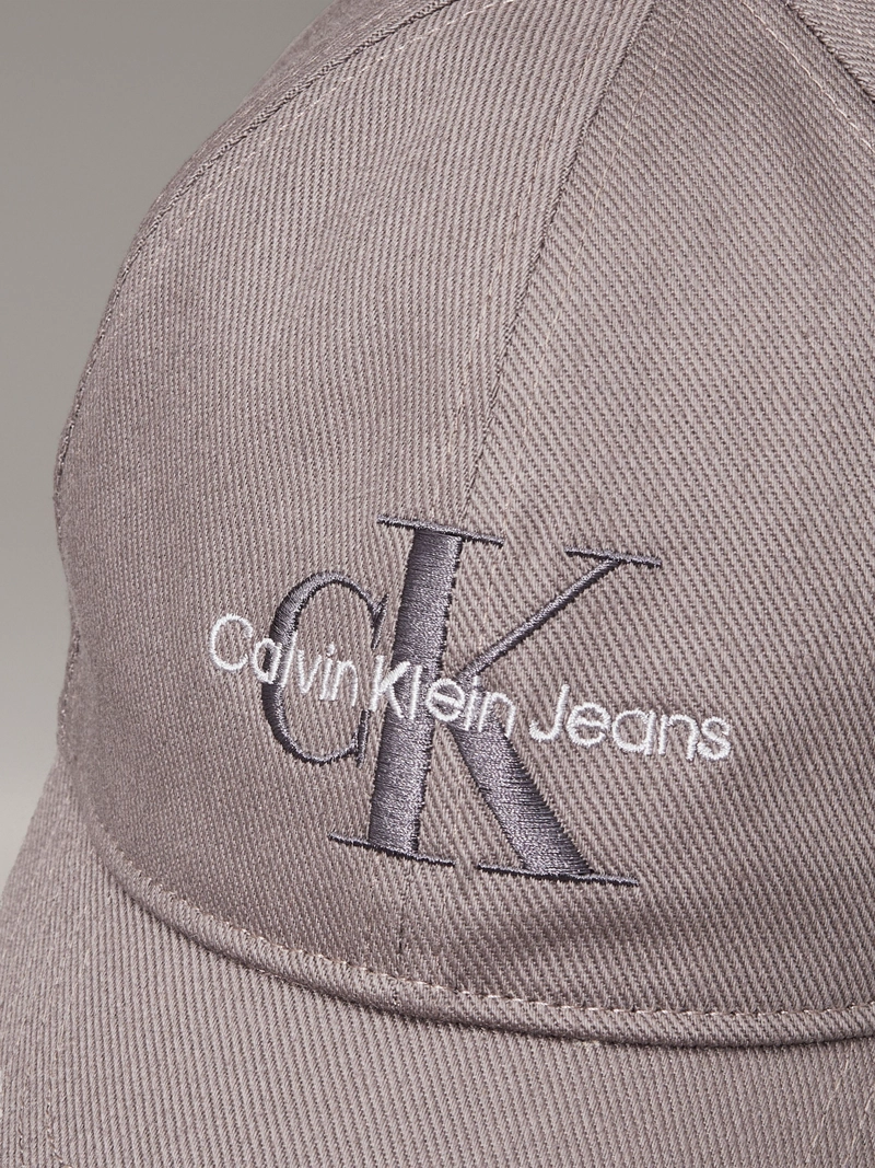 JOCKEY CON LOGO MONOGRAMA BORDADO - 4