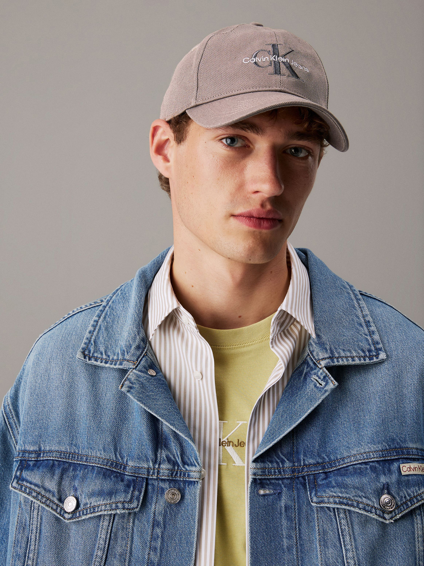 JOCKEY CON LOGO MONOGRAMA BORDADO - 5