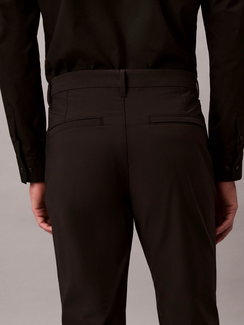 PANTALON DE CORTE SLIM EN TEJIDO TE CNICO ELASTICO - 3