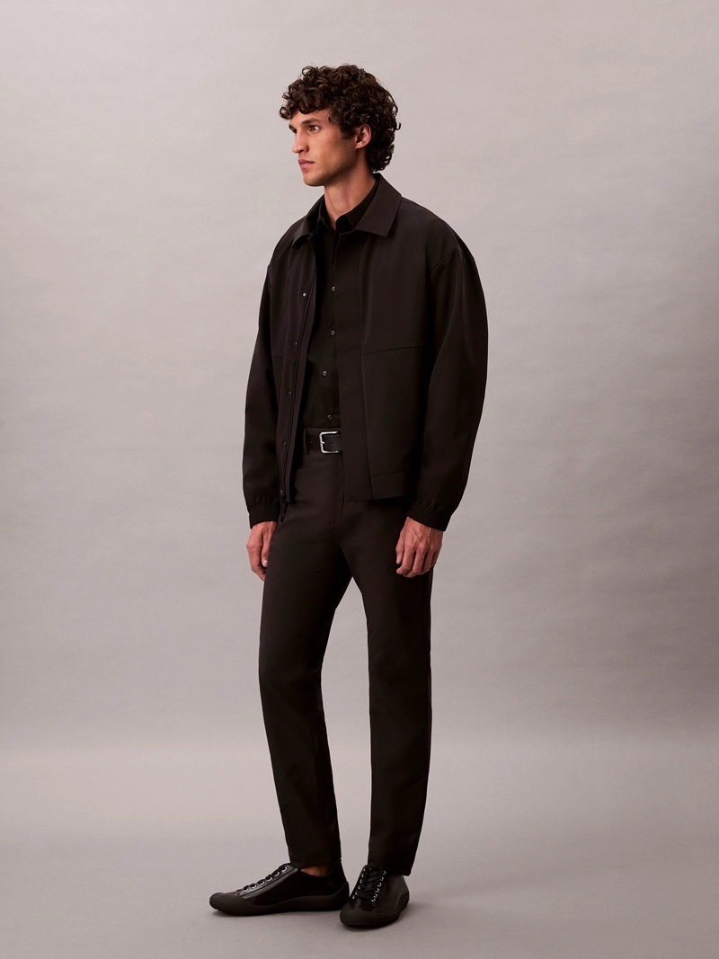 PANTALON DE CORTE SLIM EN TEJIDO TE CNICO ELASTICO - 4