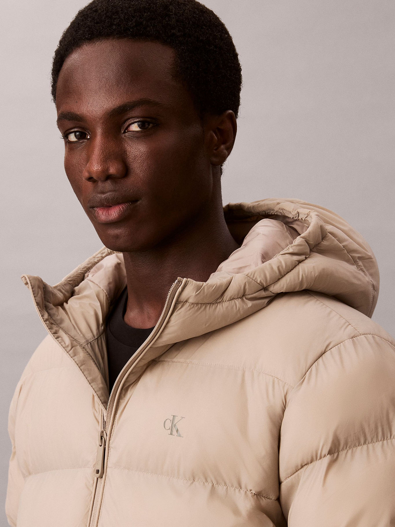 PARKA ACOLCHADA CON GORRO - 6