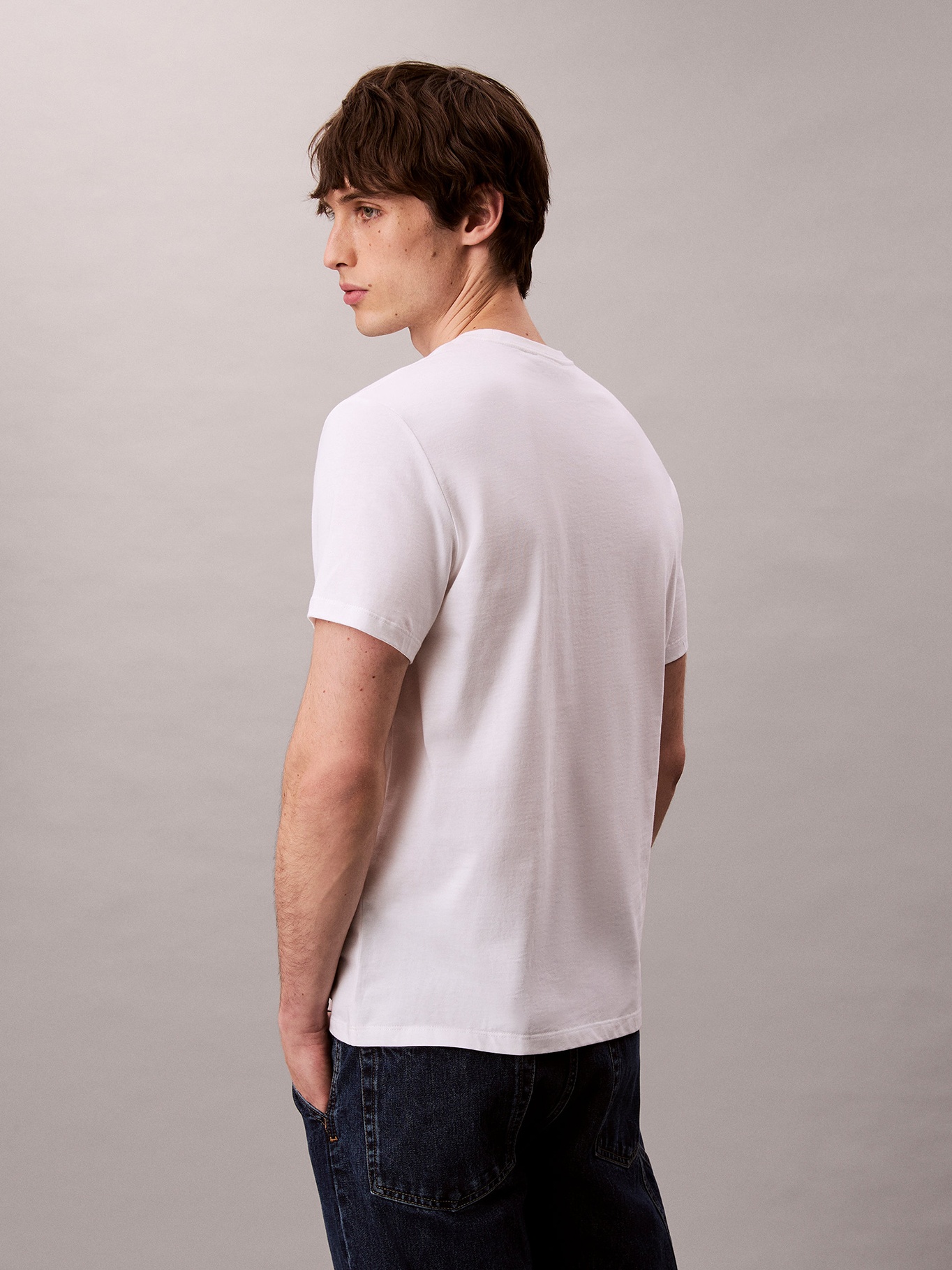 POLERA CON GRAFICO FLAGSHIP CITY - 3