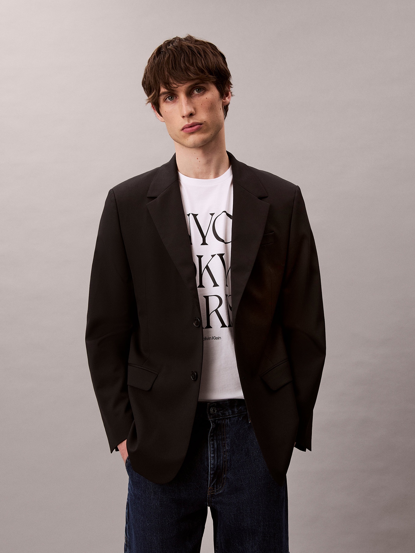 POLERA CON GRAFICO FLAGSHIP CITY - 5