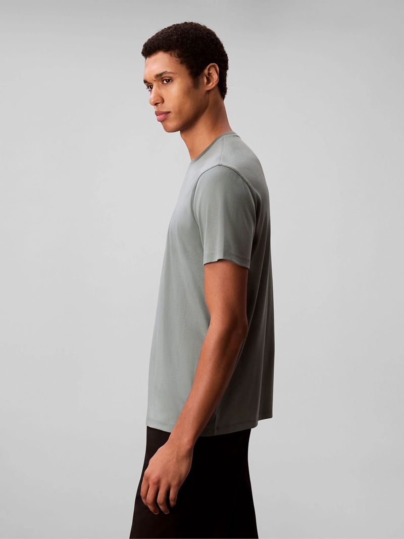 POLERA DE ALGODON SUPIMA CON LOGO BORDADO - 5
