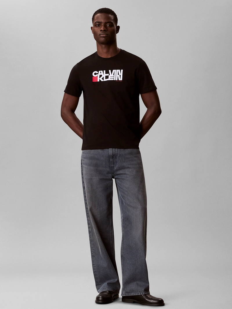 POLERA CON ESTAMPADO GRAFICO REDBOX - 2