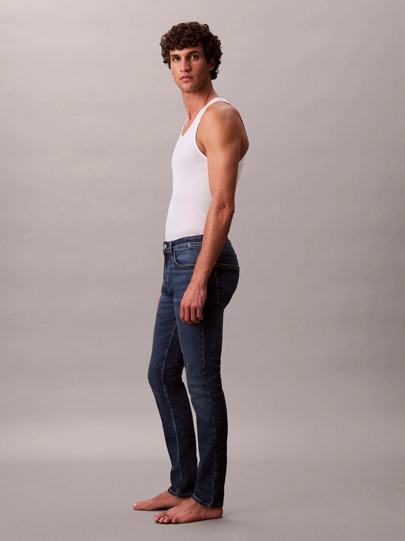 JEANS SKINNY CON ACABADO SATINADO - 4