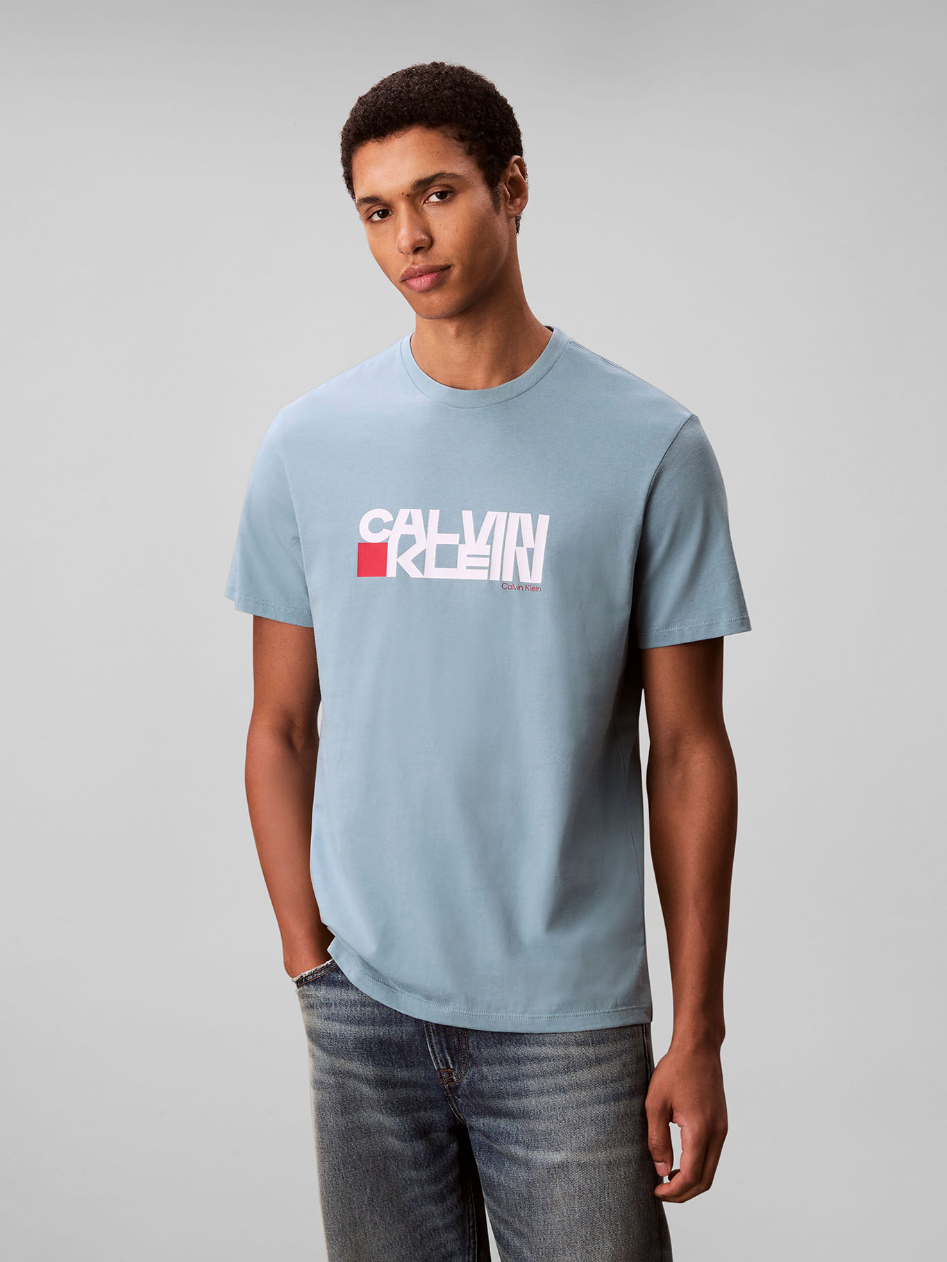 POLERA CON ESTAMPADO GRAFICO REDBOX - 1