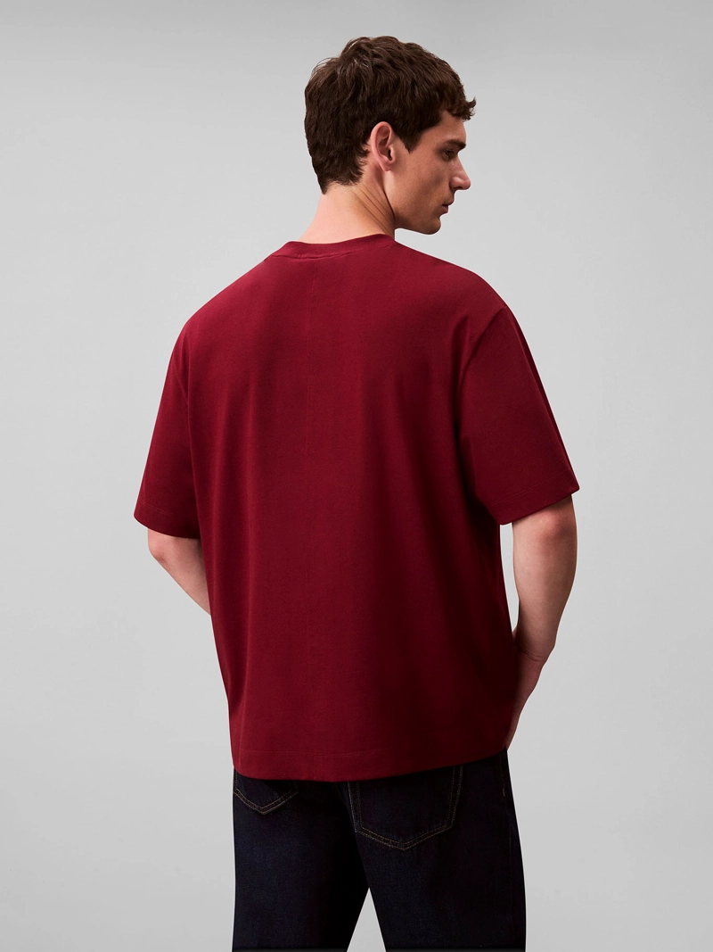 POLERA CON PARCHE DE EMBLEMA CK - 3