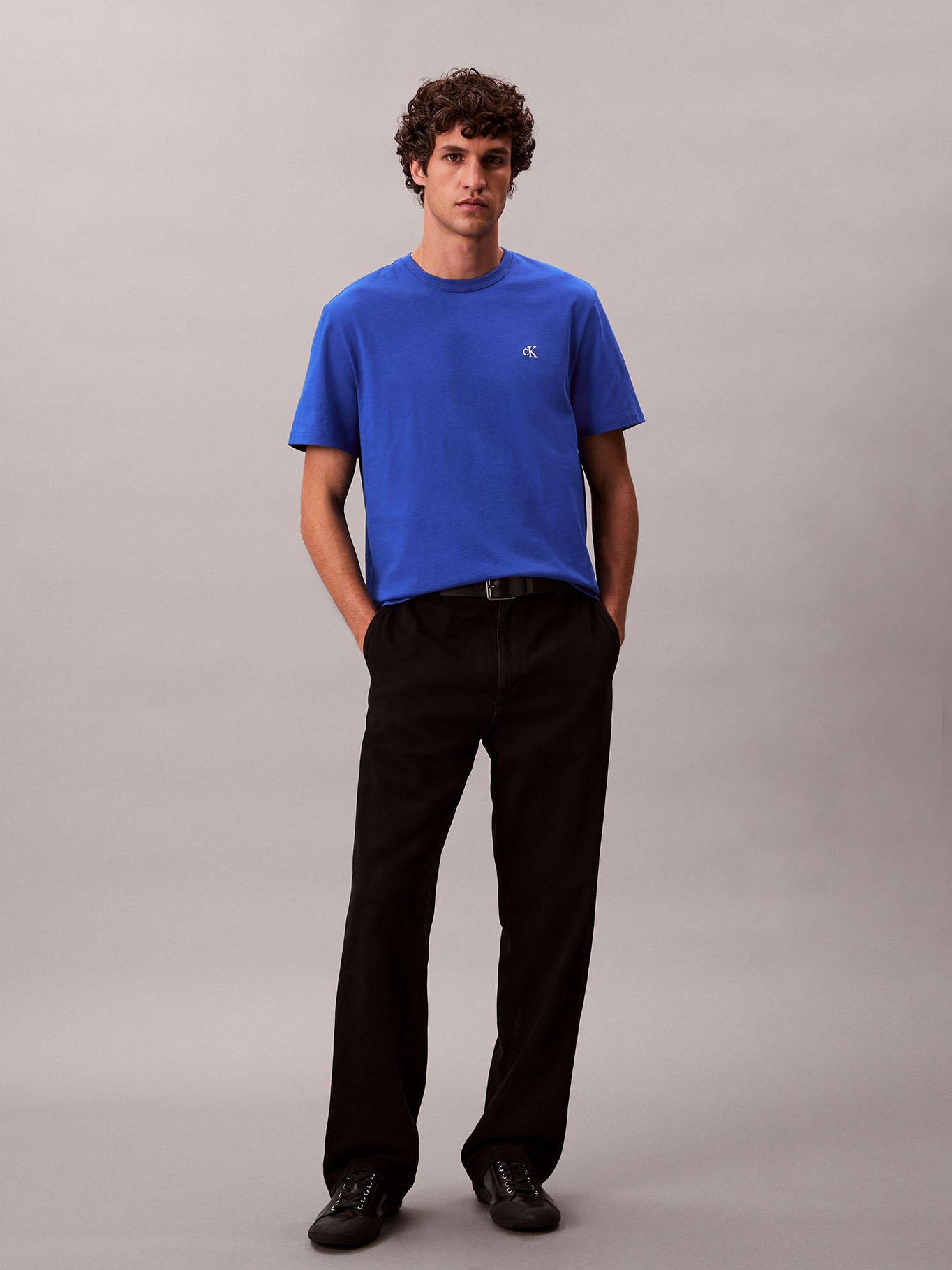 POLERA REGULAR CON MONOGRAMA BORDADO - 2