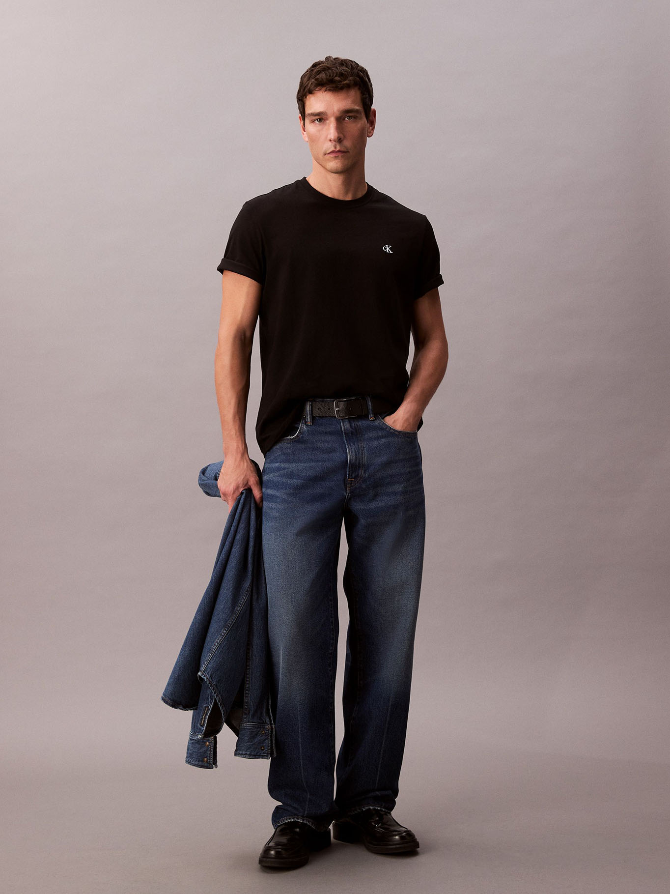 POLERA REGULAR CON MONOGRAMA BORDADO - 2