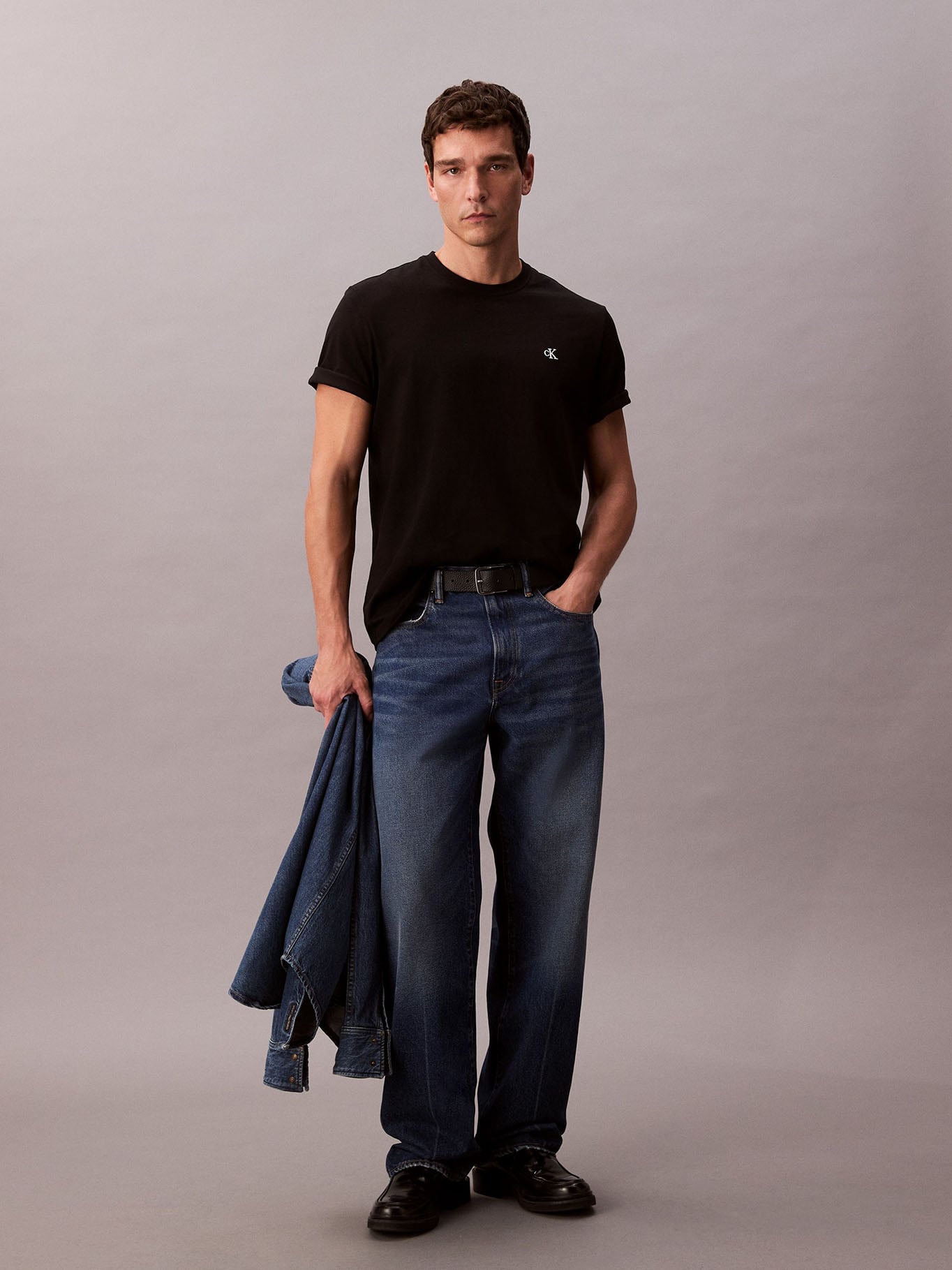 POLERA REGULAR CON MONOGRAMA BORDADO - 2