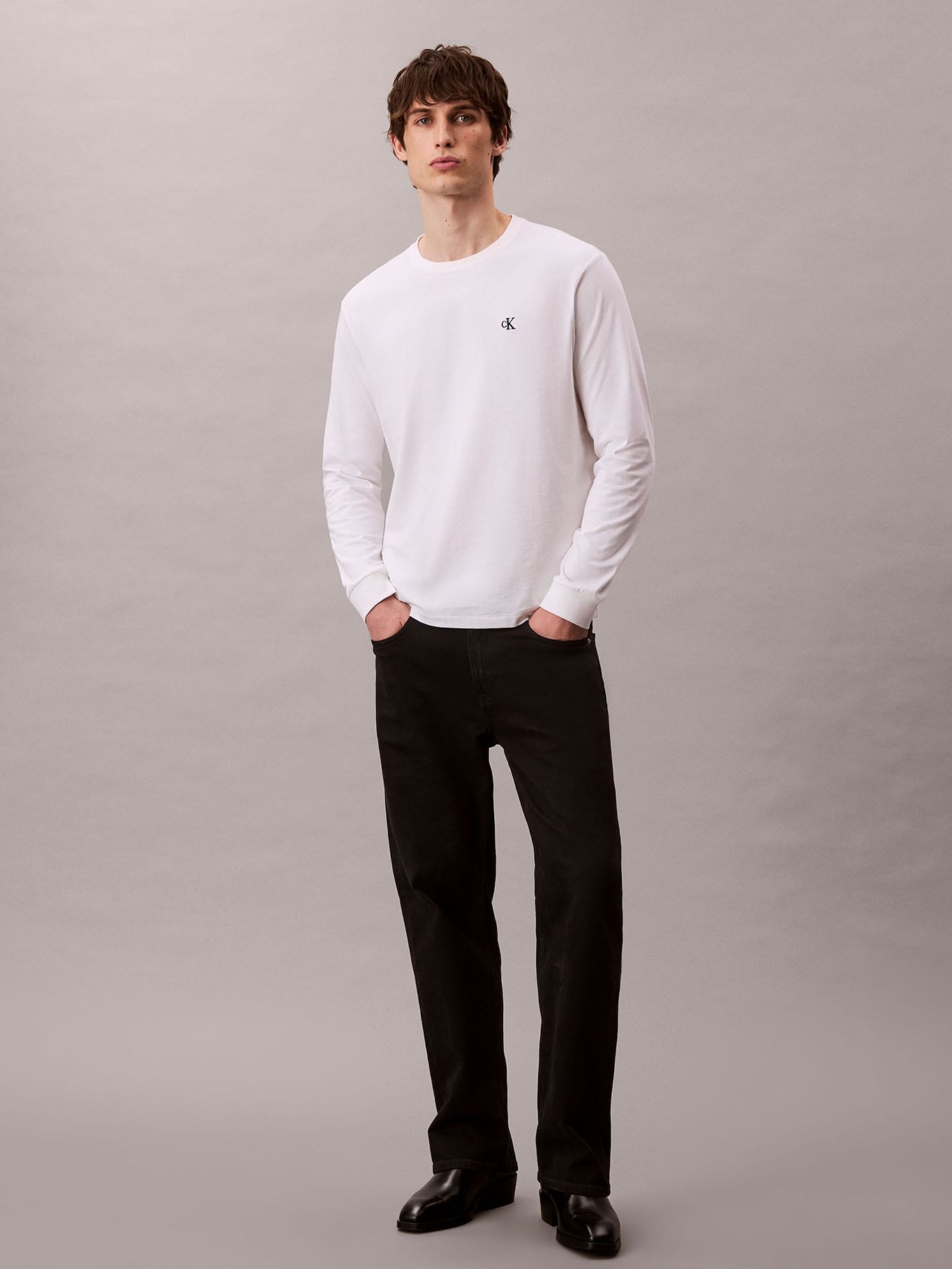 POLERA CON MONOGRAMA - 2