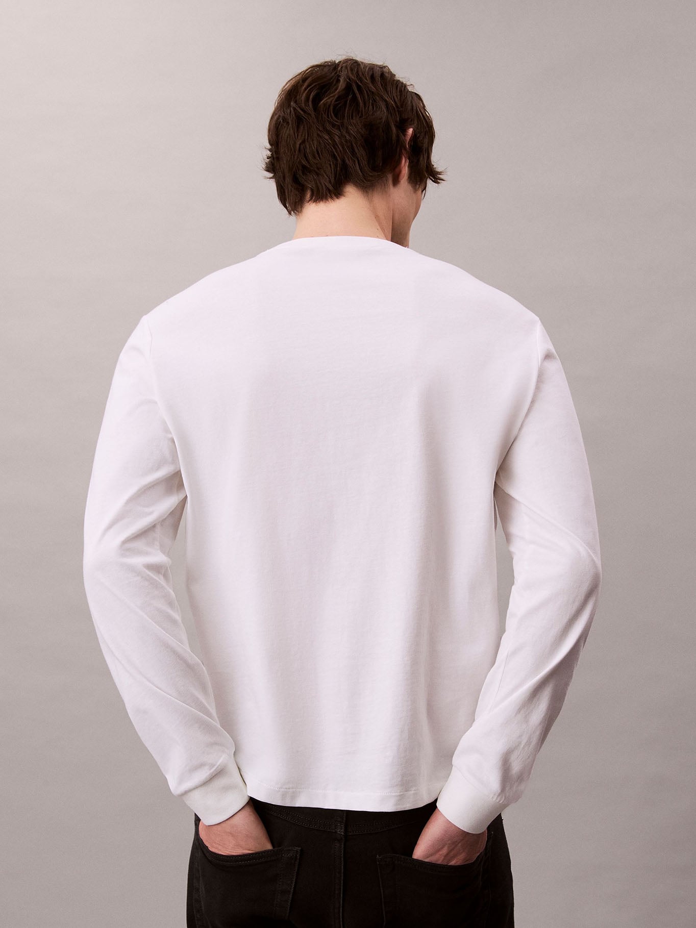 POLERA CON MONOGRAMA - 3