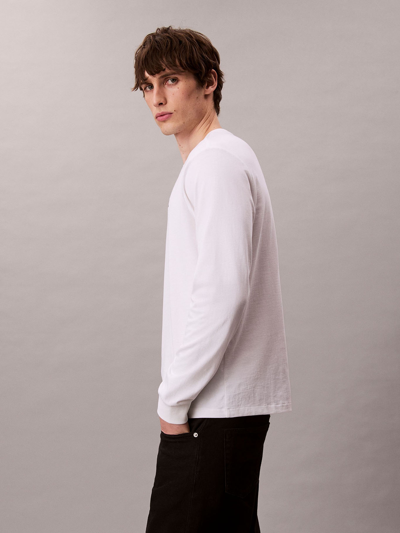 POLERA CON MONOGRAMA - 5