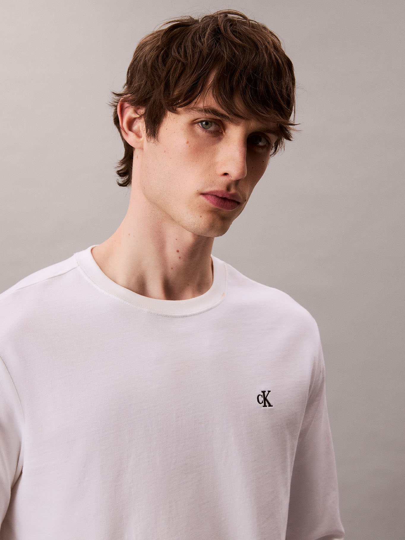 POLERA CON MONOGRAMA - 6