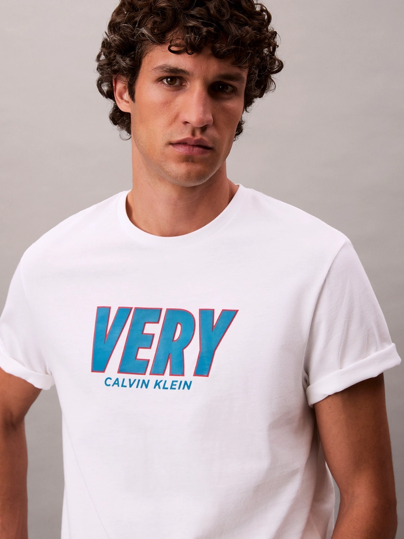 POLERA CON ESTAMPADO GRAFICO VERY - 5