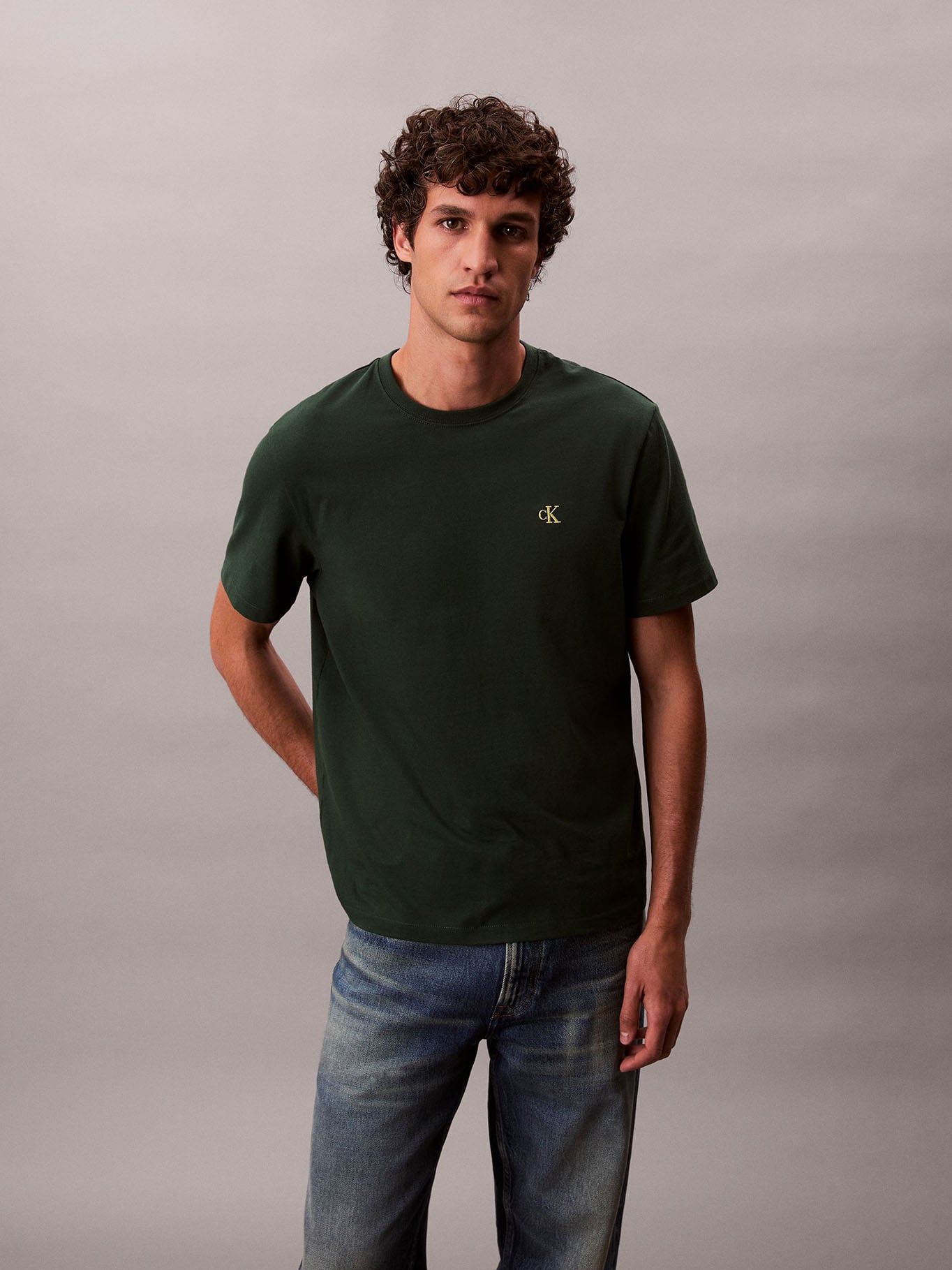 POLERA REGULAR CON MONOGRAMA BORDADO - 1
