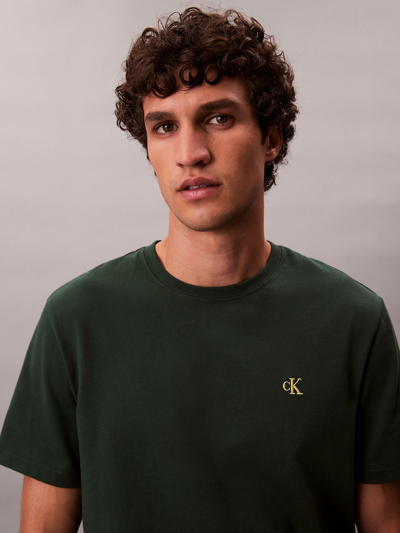 POLERA REGULAR CON MONOGRAMA BORDADO - 5