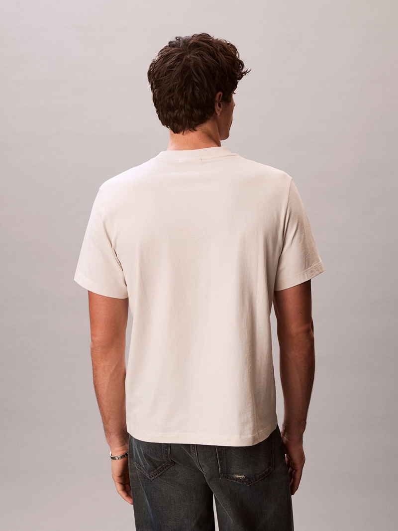 POLERA CON MONOGRAMA ESTAMPADO - 3
