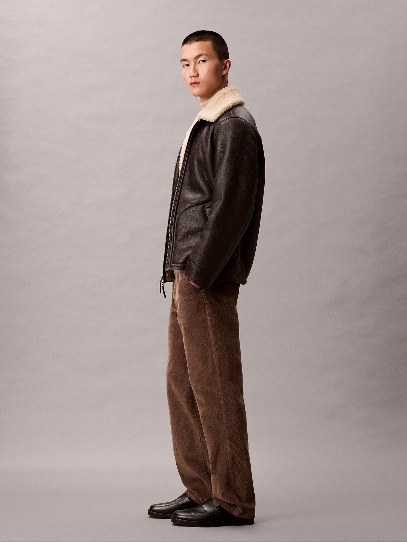 PANTALON RECTO DE PANA ESTILO 90S - 4