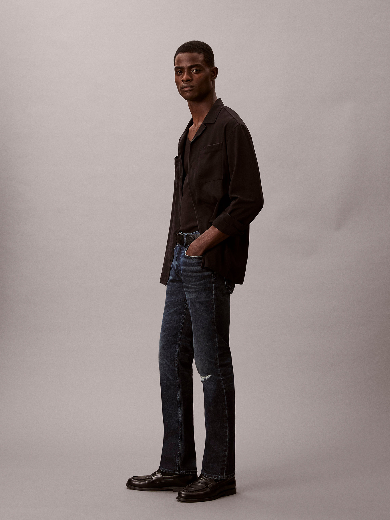 JEANS SLIM CON DETALLES ROTOS EN TONO DEEP DUSK - 4