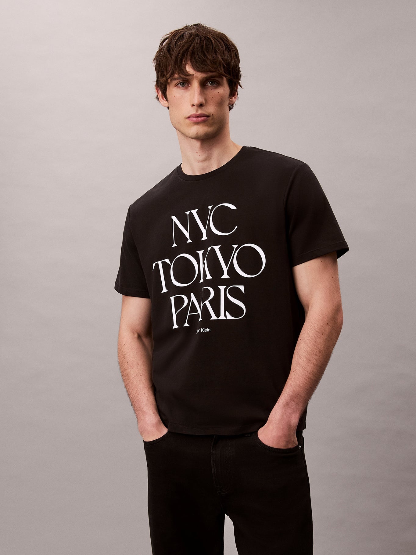 POLERA CON GRAFICO FLAGSHIP CITY - 1