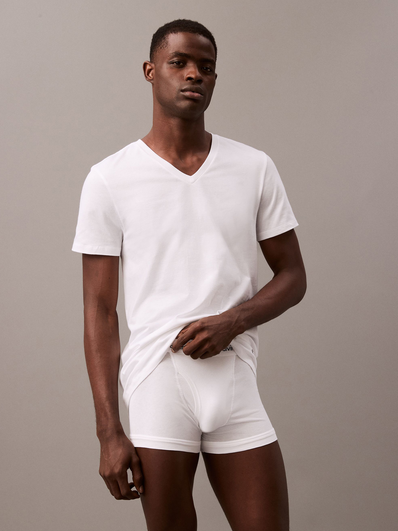 PACK DE 3 CAMISETAS CUELLO V COTTON CLASSICS - 5