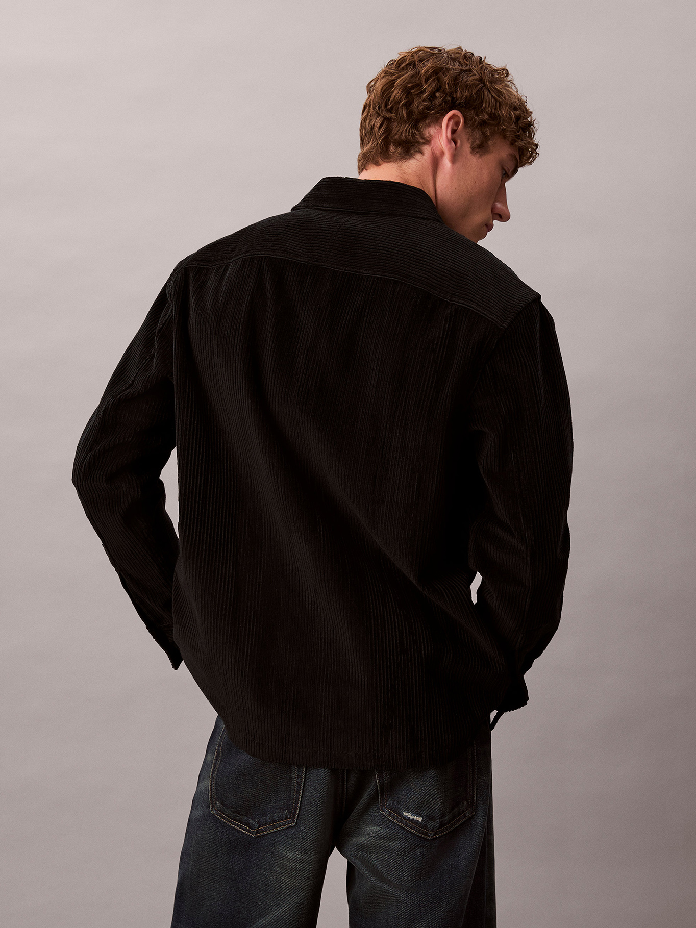 CAMISA EN PANA CON BOLSILLOS - 3