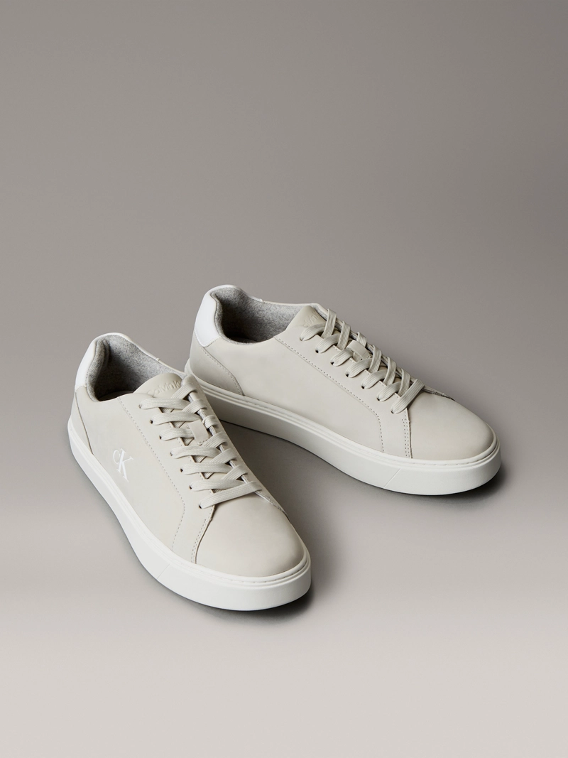 ZAPATILLAS CLASICAS CON SUELA GRUESA - 1