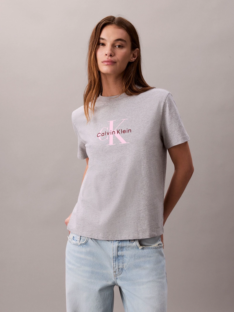 POLERA CLASICA CON MONOGRAMA ESTAMPADO - 1