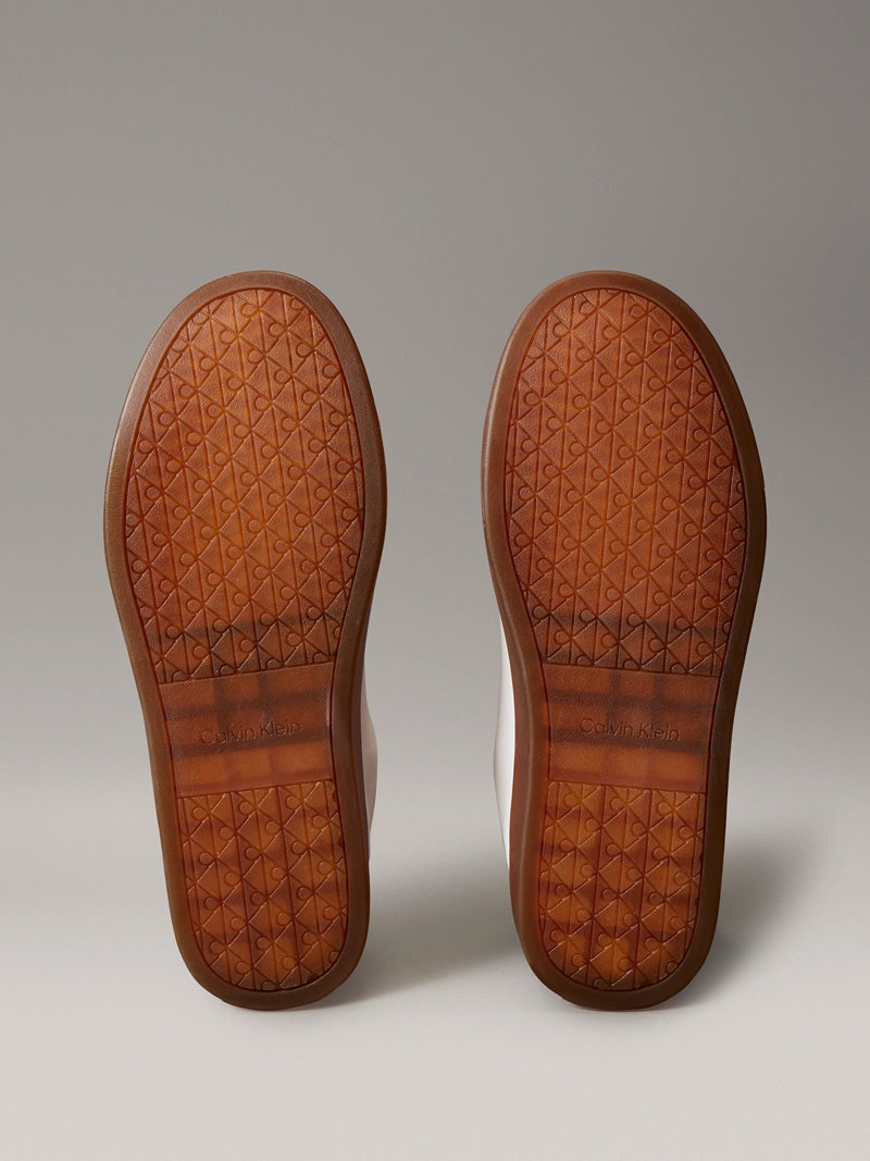 ZAPATILLAS CLASICAS CON SUELA GRUESA - 4