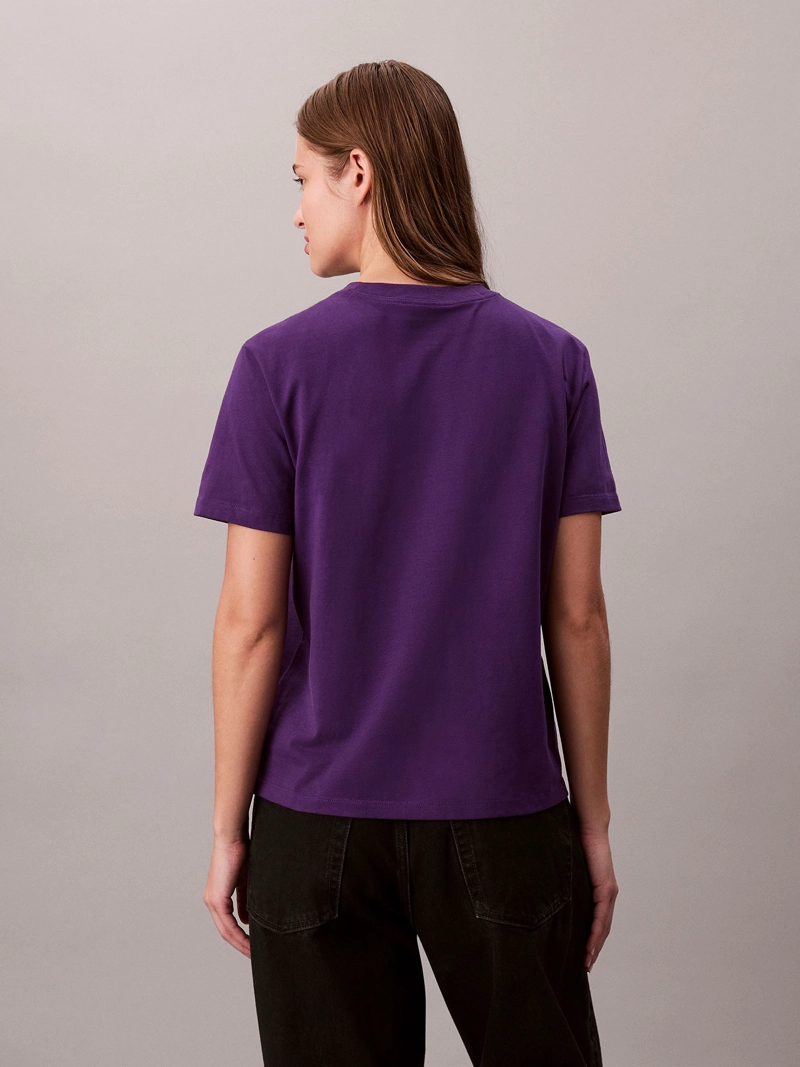 POLERA CLASICA CON MONOGRAMA ESTAMPADO - 3