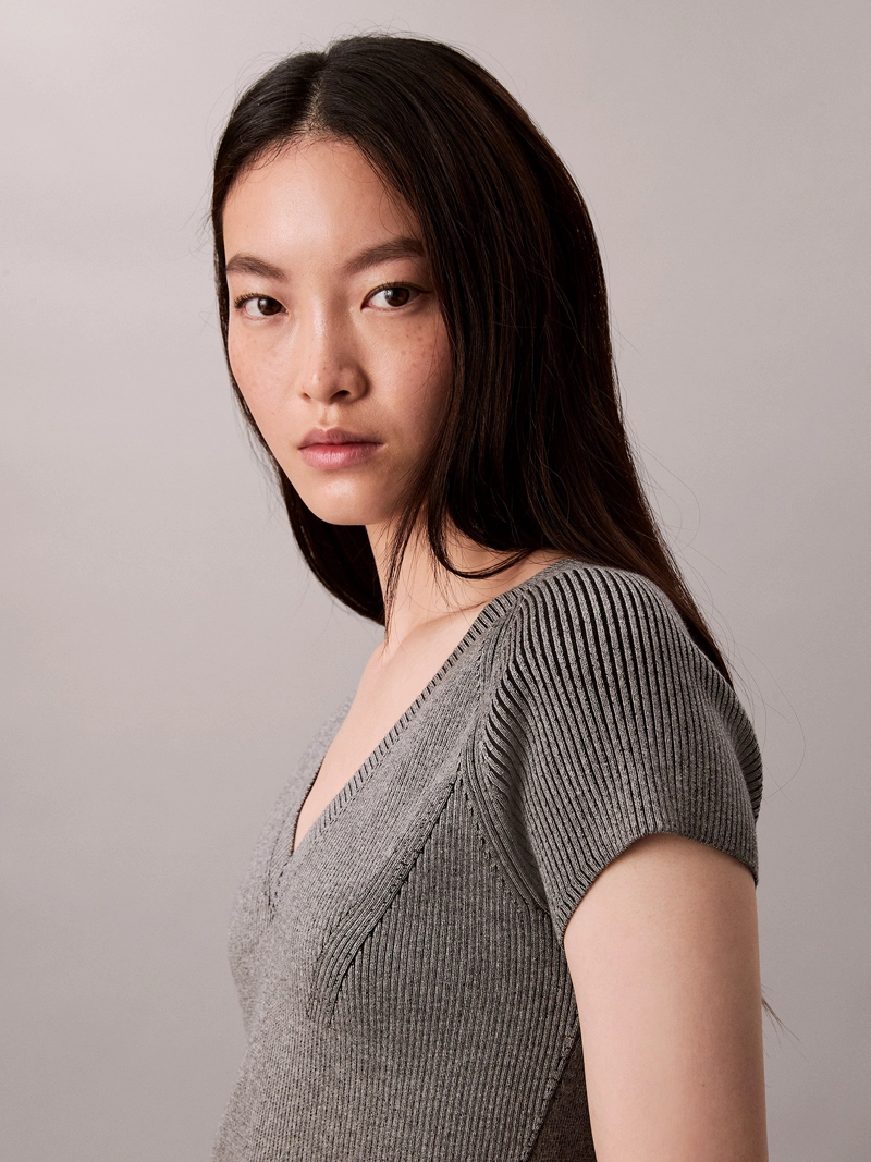 SWEATER SIN MANGAS JASPEADO - 6