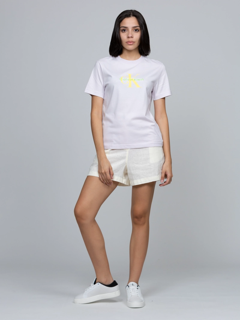 POLERA CLASICA CON MONOGRAMA ESTAMPADO - 2