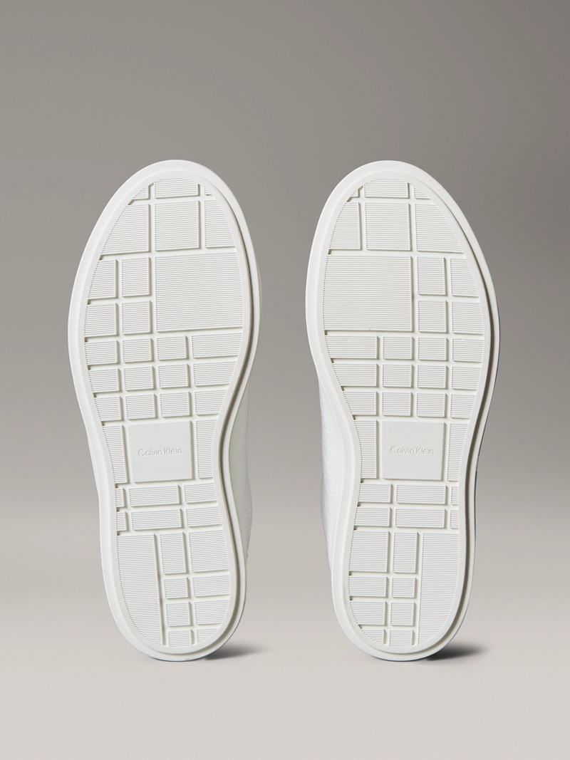 ZAPATILLAS CON MONOGRAMA EN RELIEVE - 4