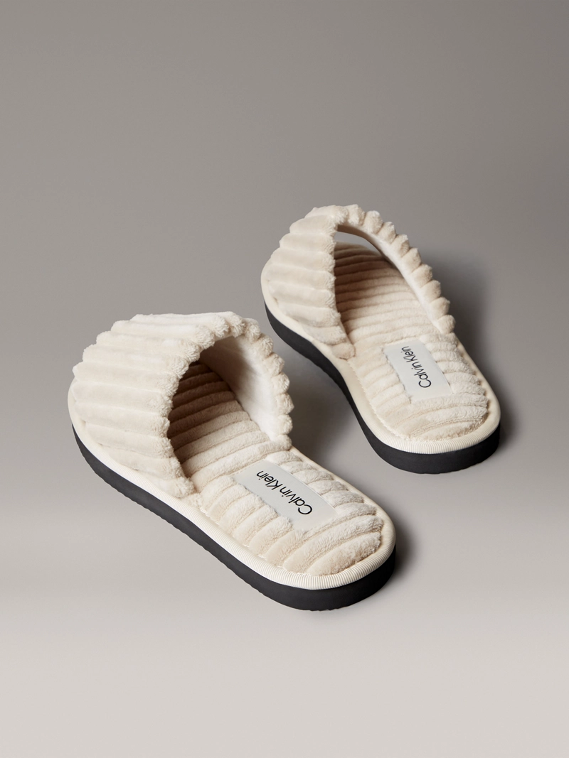 PANTUFLAS ESTILO CORDUROY - 2