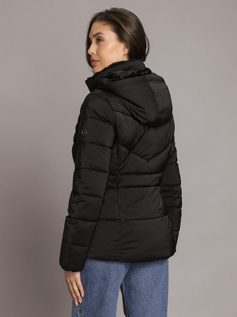 PARKA PUFFER CORTA CON GORRO - 4