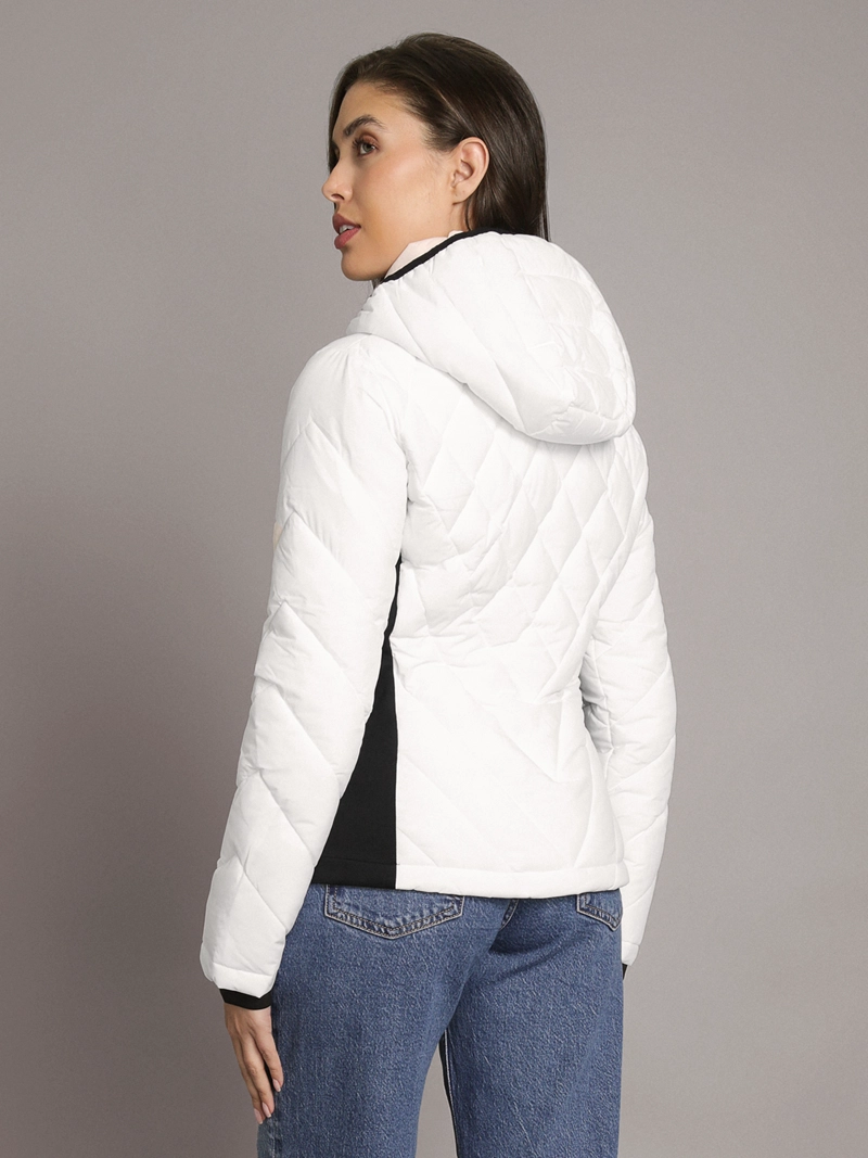 PARKA PUFFER CON GORRO Y PANELES COMBINADOS - 4