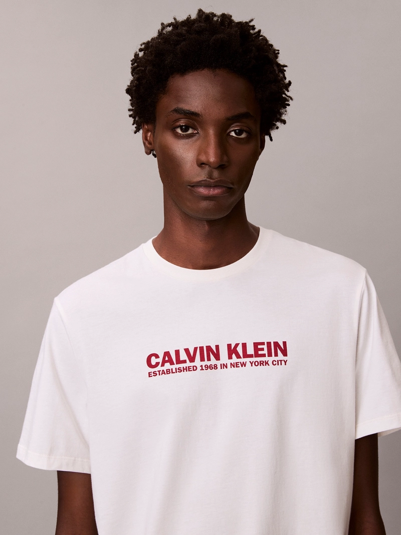 POLERA CON ESTAMPADO DE LOGO - 4