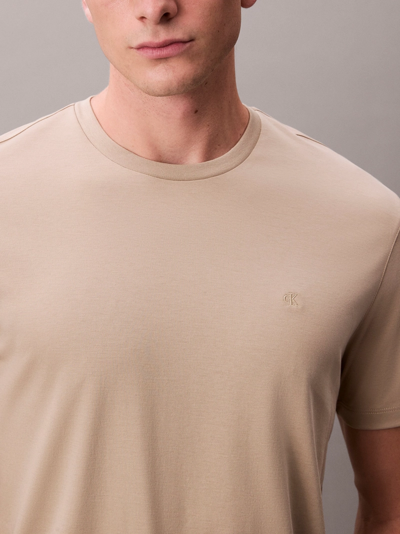 POLERA DE ALGODON SUPIMA CON LOGO BORDADO - 5