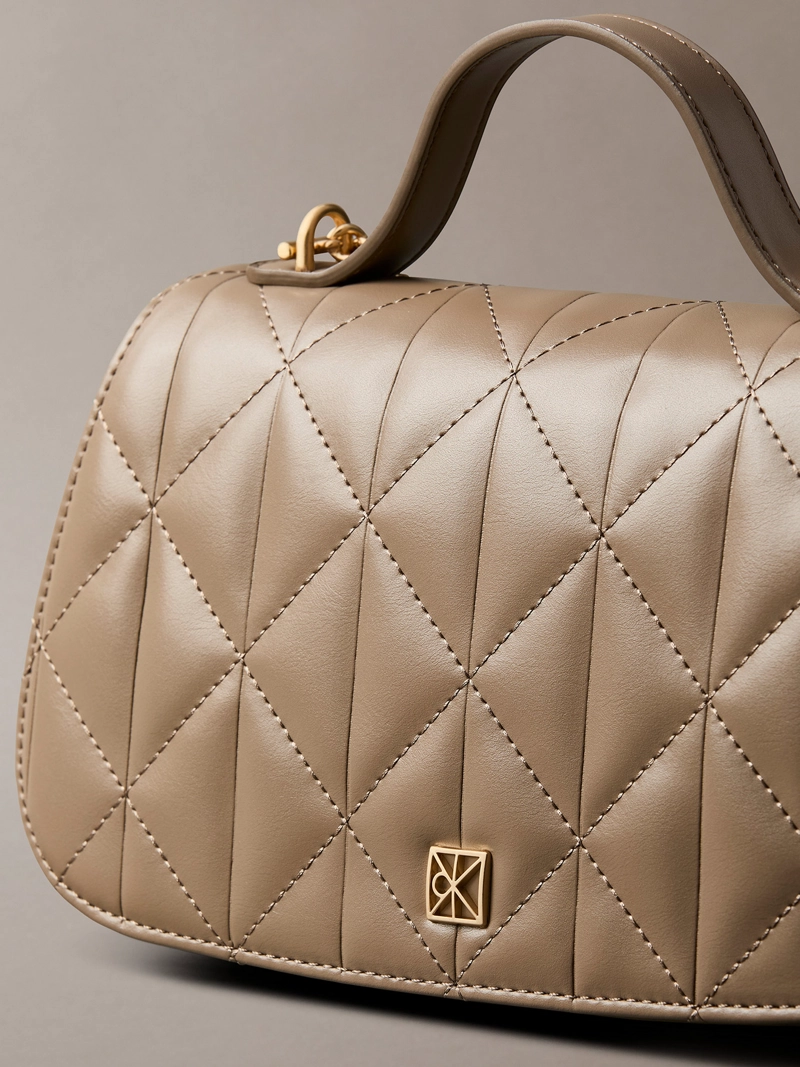 CARTERA ACOLCHADA DE MANO - 4