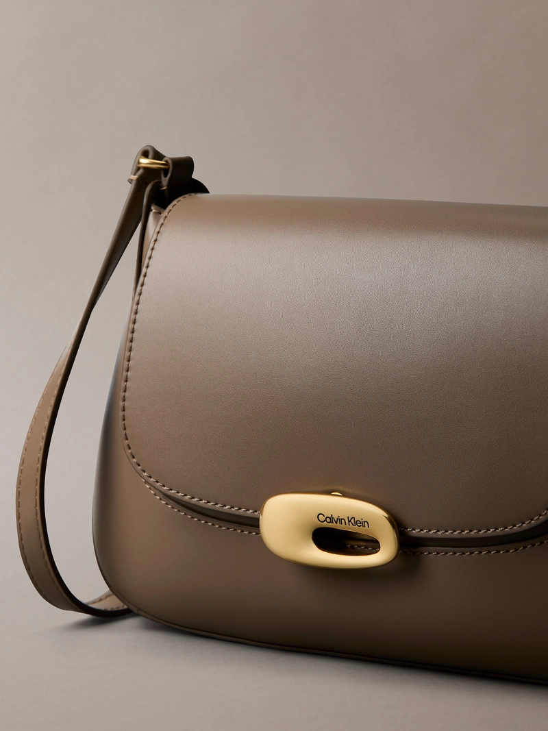 CARTERA CRUZADA MEDIANA CON SOLAPA - 4