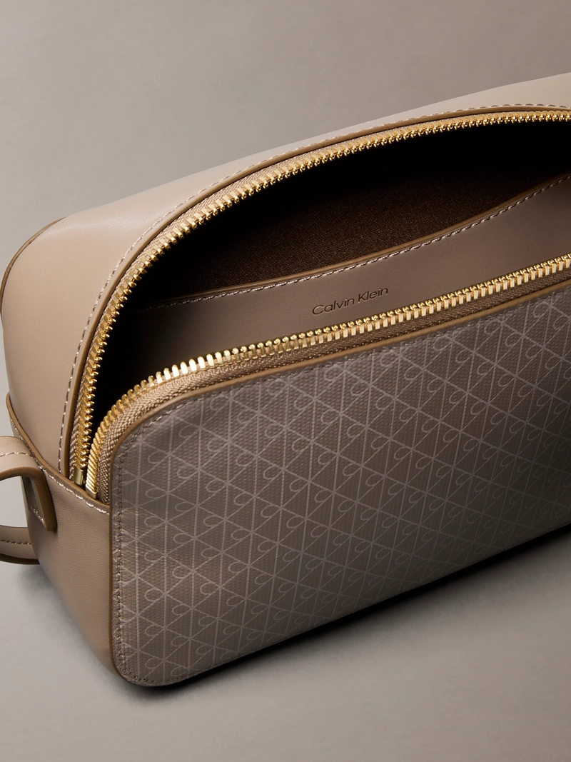 CARTERA CRUZADA CON ESTAMPADO DE MONOGRAMA - 3