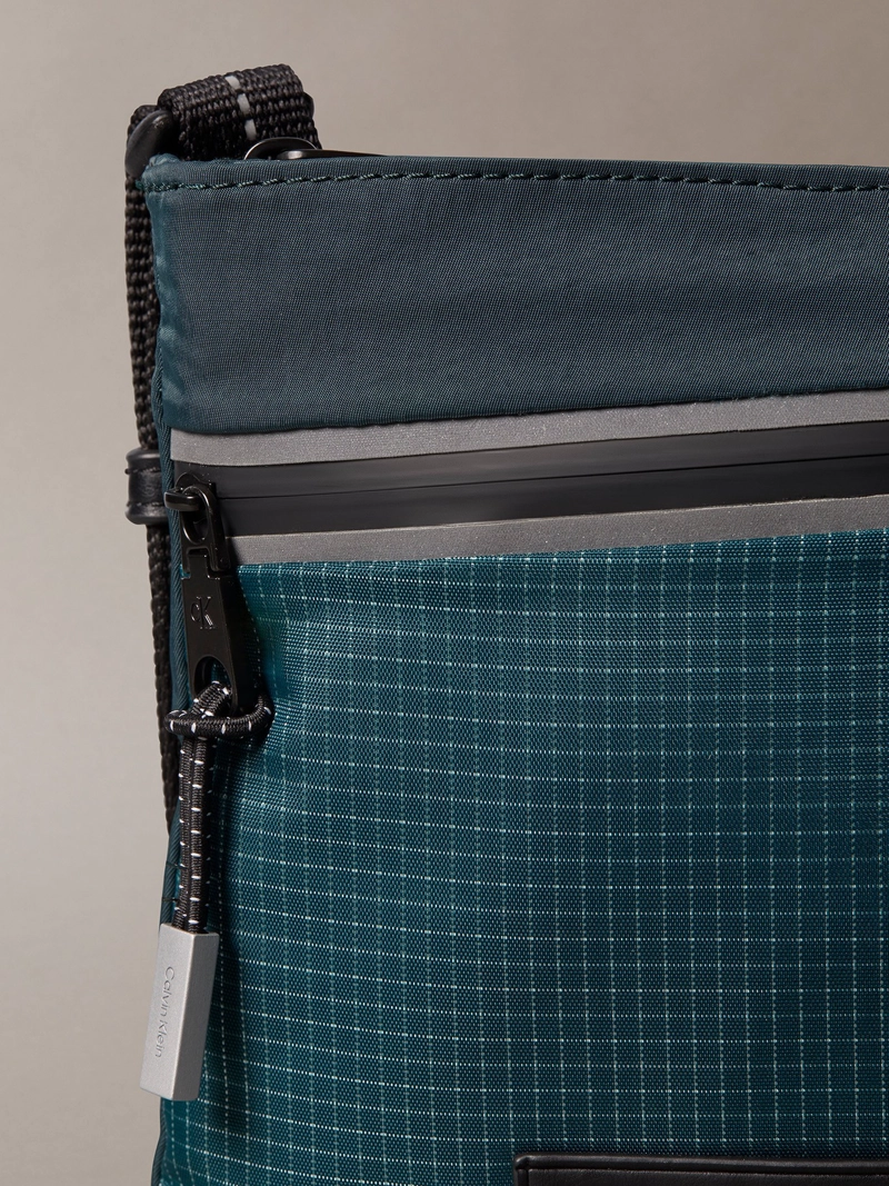BOLSO REPORTER UTILITY ZIP - 4