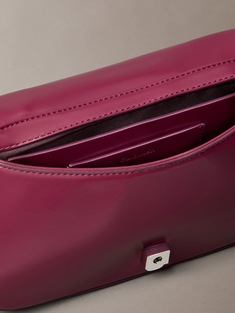 CARTERA ACOLCHADA DE MANO - 3