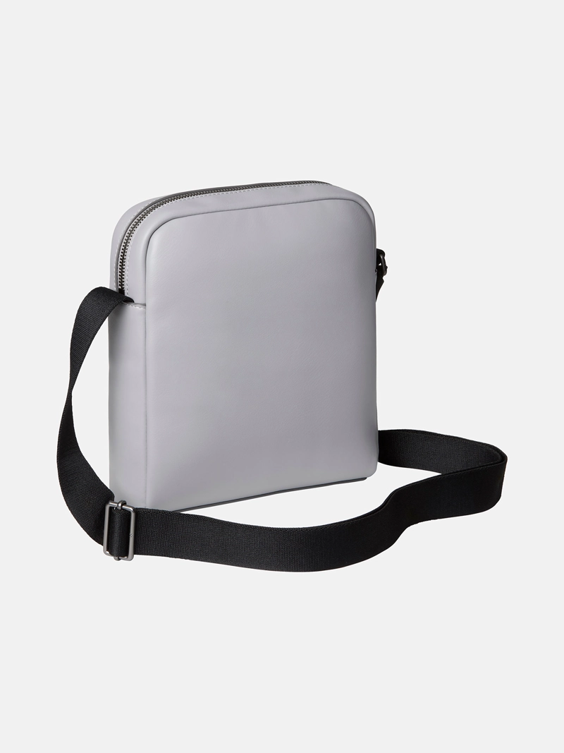 BOLSO REPORTER CON LOGO GRABADO - 2